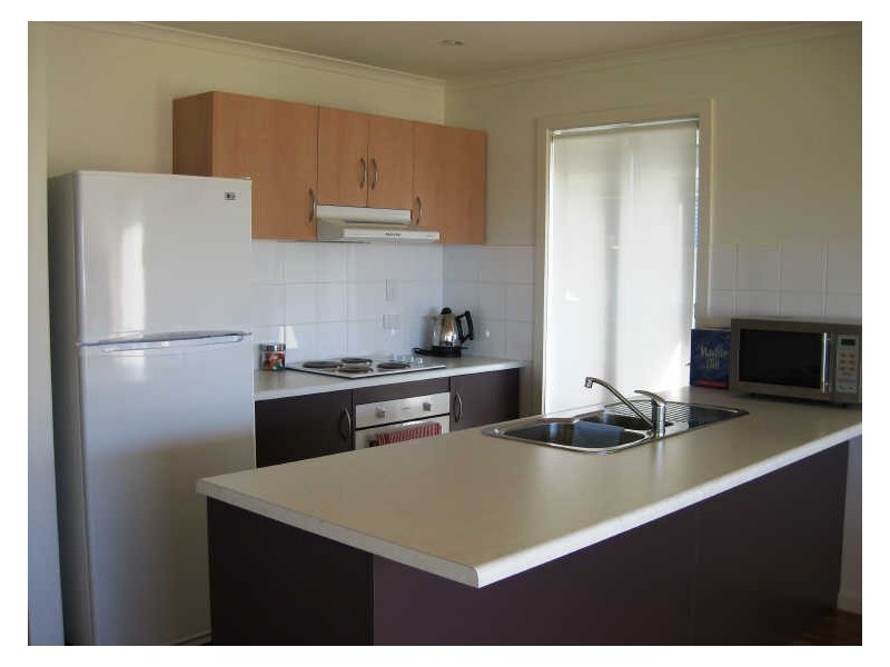 12 Young Avenue, Port Vincent SA 5581