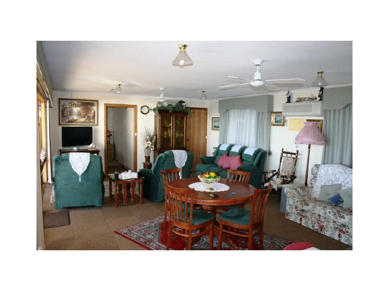 12 Smith Street, Port Vincent SA 5581