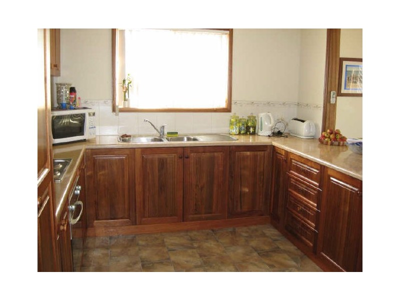 11 Adonis Road, Port Vincent SA 5581