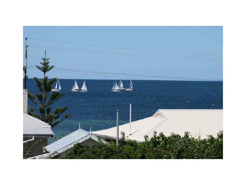 9 Kempe Street, Port Vincent SA 5581