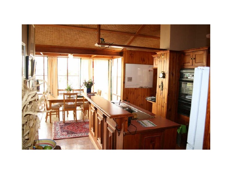 9 Kempe Street, Port Vincent SA 5581