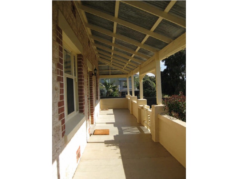 9 Kempe Street, Port Vincent SA 5581