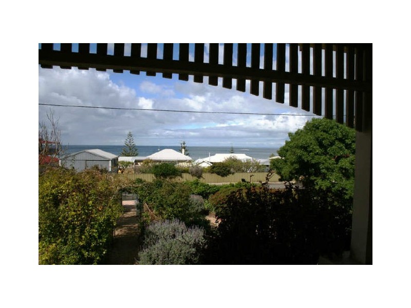 9 Kempe Street, Port Vincent SA 5581
