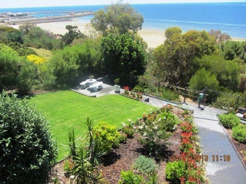 12 Smith Street, Port Vincent SA 5581