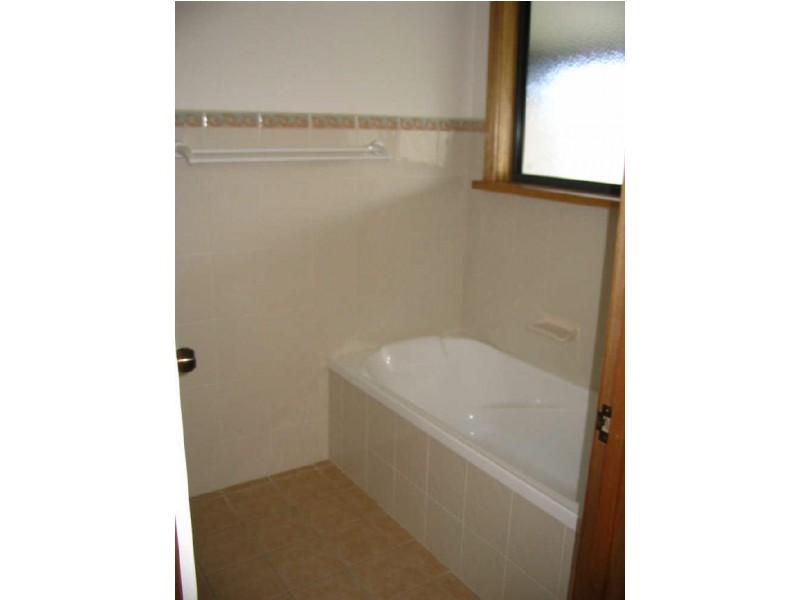 Unit 2/17 Cameron St, Port Vincent SA 5581