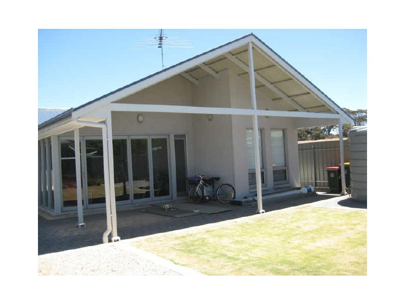 9 Stormbird Street, Port Vincent SA 5581