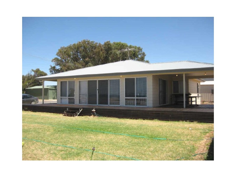 22 Esplanade, Port Vincent SA 5581