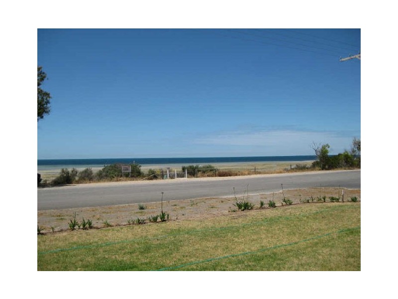 22 Esplanade, Port Vincent SA 5581
