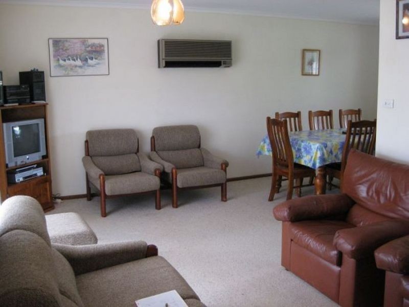 13 Baker Avenue, Port Vincent SA 5581