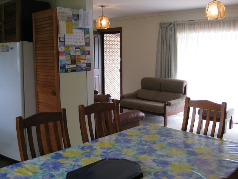 13 Baker Avenue, Port Vincent SA 5581