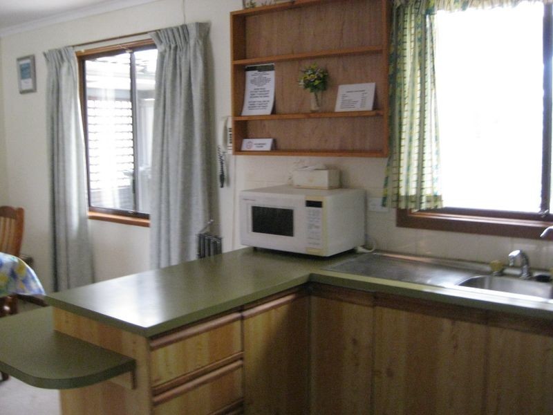 13 Baker Avenue, Port Vincent SA 5581