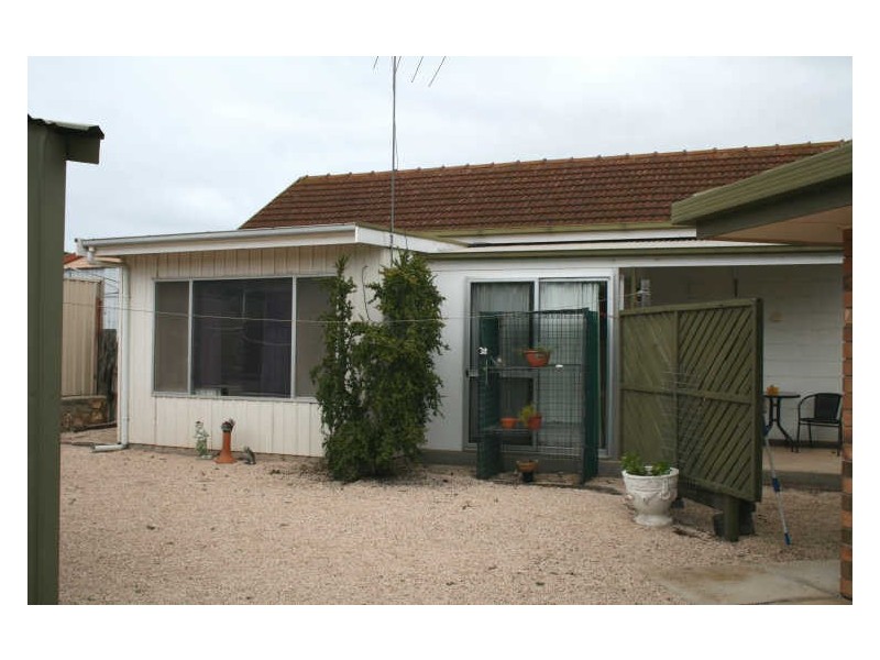 15 Wauraltee Road, Port Vincent SA 5581