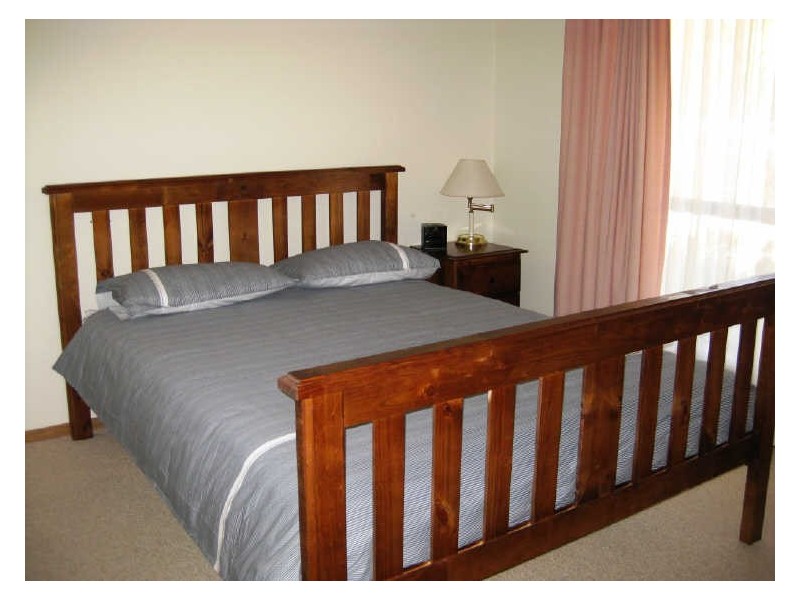 15 Wauraltee Road, Port Vincent SA 5581