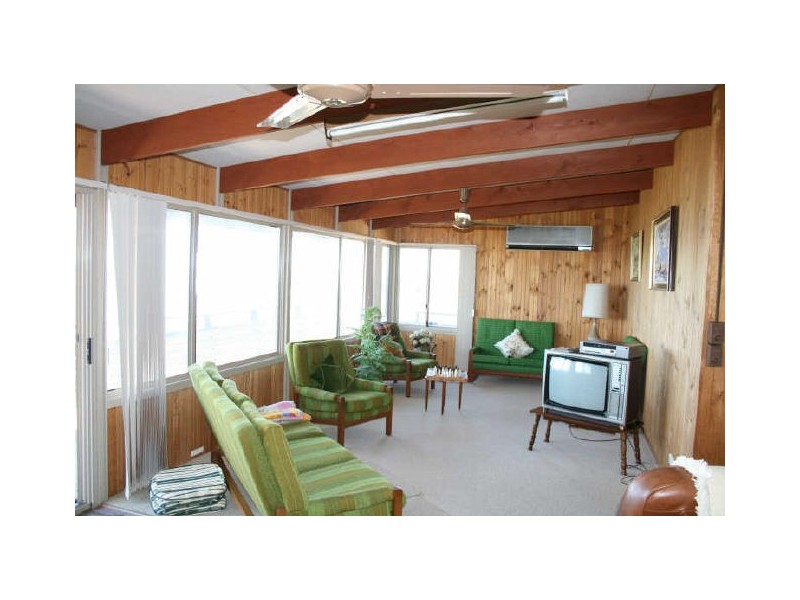 14 Smith Street, Port Vincent SA 5581