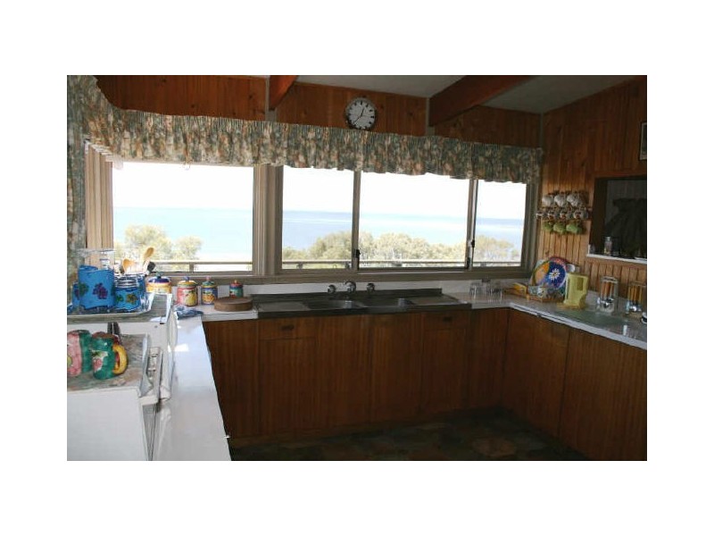 14 Smith Street, Port Vincent SA 5581