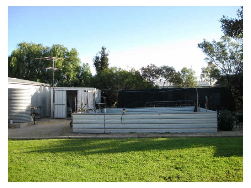 11 Giles St West, Coobowie SA 5583