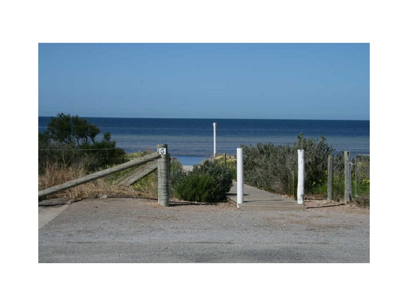 9 McPharlin Avenue, Port Vincent SA 5581