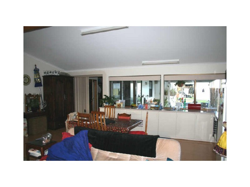 9 Currumulka Road, Port Vincent SA 5581