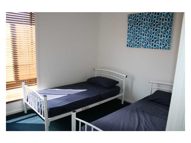 6 Hawk Road, Port Vincent SA 5581