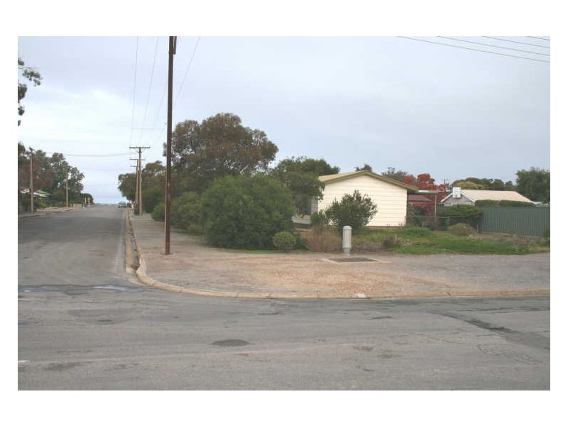 1 McPharlin Avenue, Port Vincent SA 5581