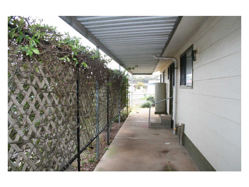 1 McPharlin Avenue, Port Vincent SA 5581