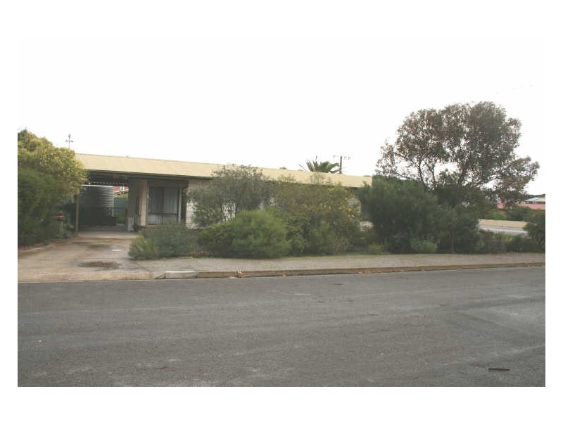 1 McPharlin Avenue, Port Vincent SA 5581