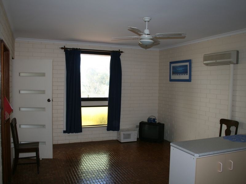 1/ Fishermans Retreat, Port Vincent SA 5581