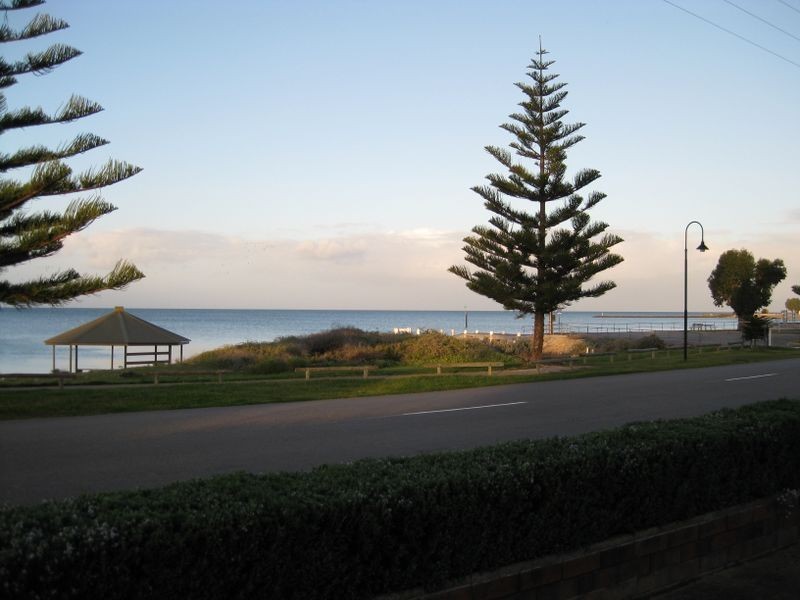 45 Marine Pde, Port Vincent SA 5581