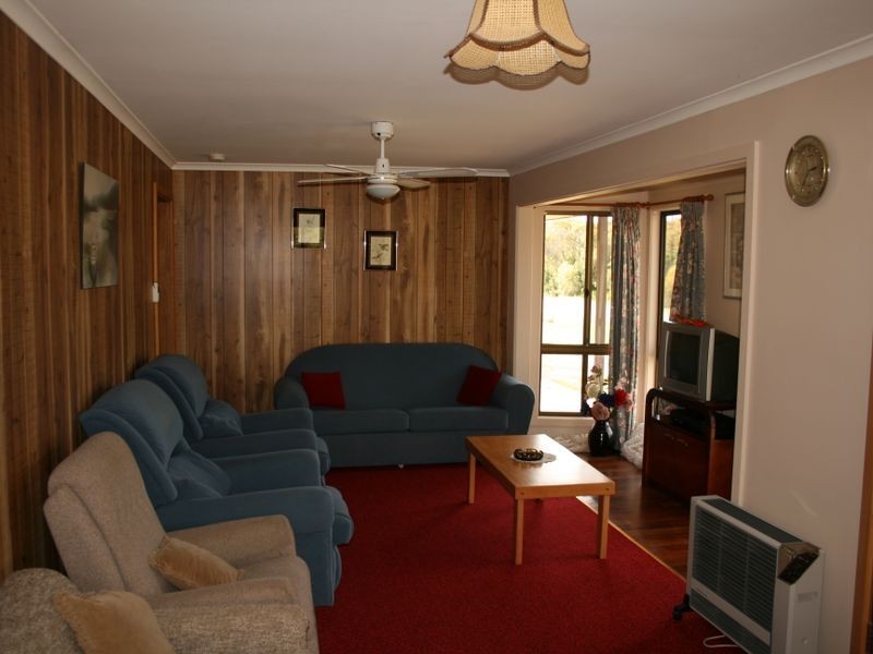 2 Adonis Court, Port Julia SA 5575