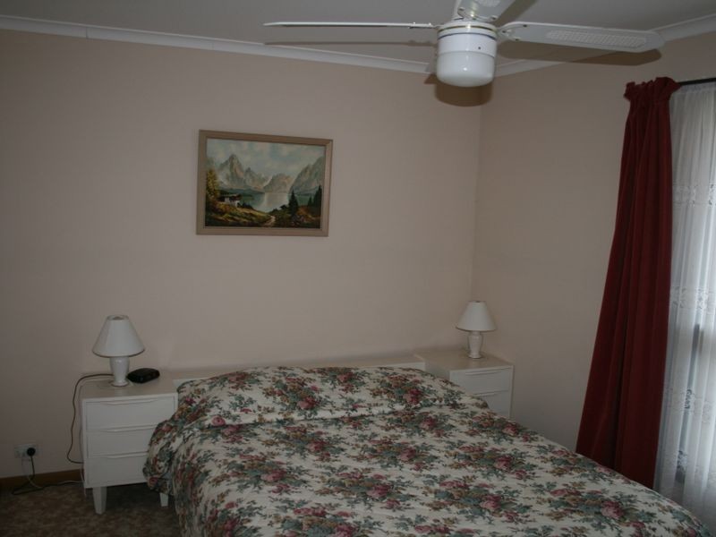 2 Adonis Court, Port Julia SA 5575
