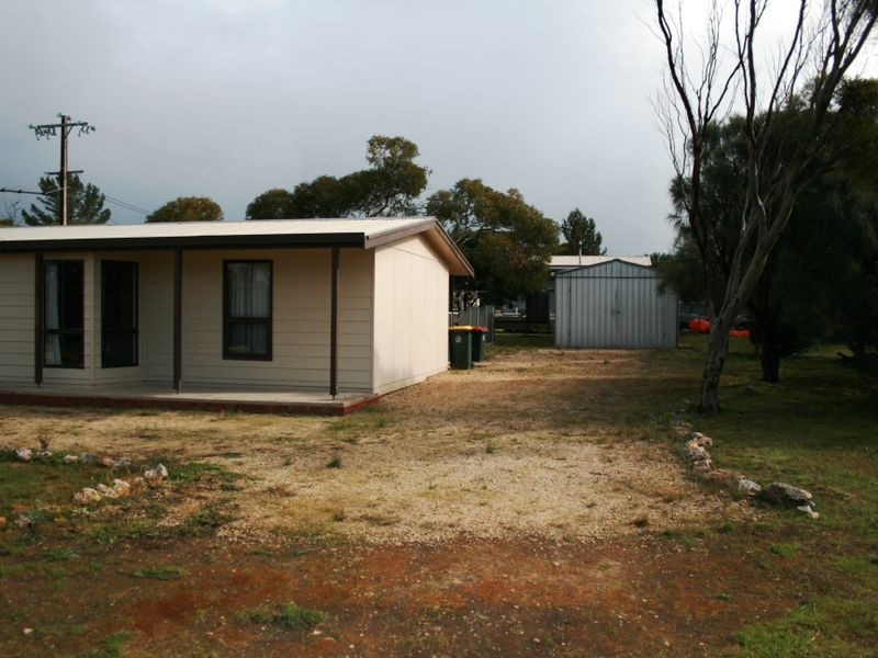 2 Adonis Court, Port Julia SA 5575