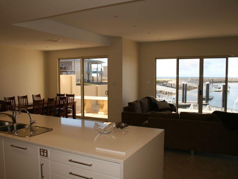30 Marina Drive, Port Vincent SA 5581