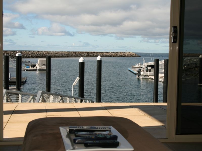 30 Marina Drive, Port Vincent SA 5581