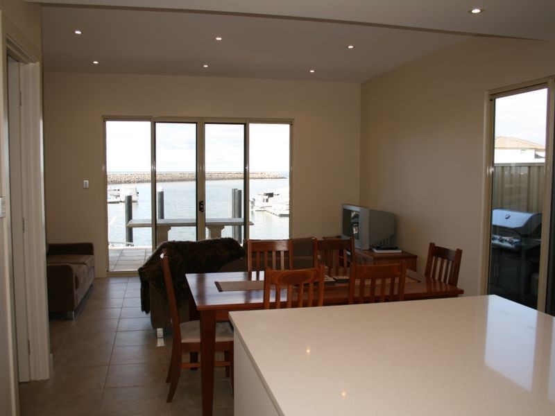 30 Marina Drive, Port Vincent SA 5581
