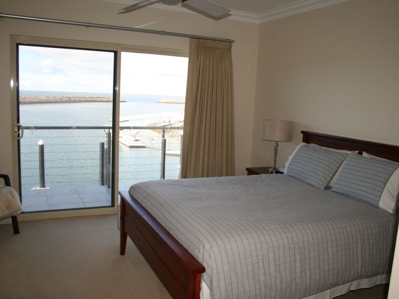 30 Marina Drive, Port Vincent SA 5581