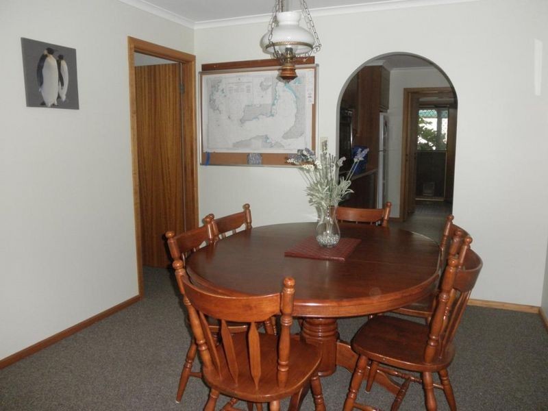 15 Wauraltee Road, Port Vincent SA 5581