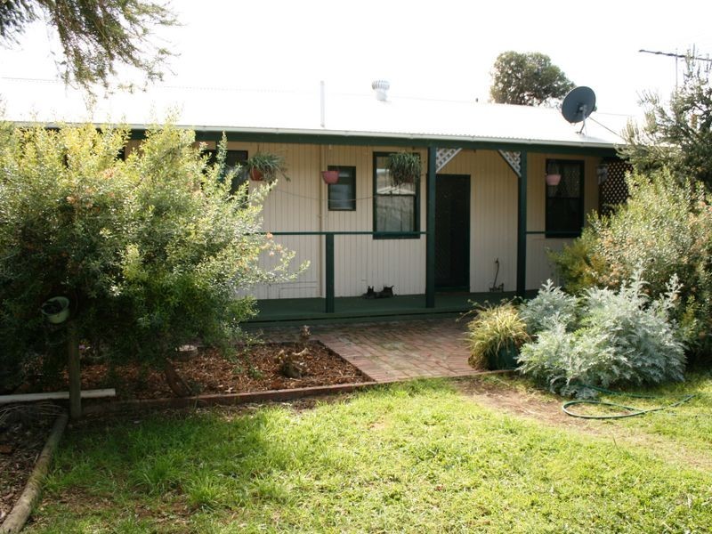 9 Baker Avenue, Port Vincent SA 5581