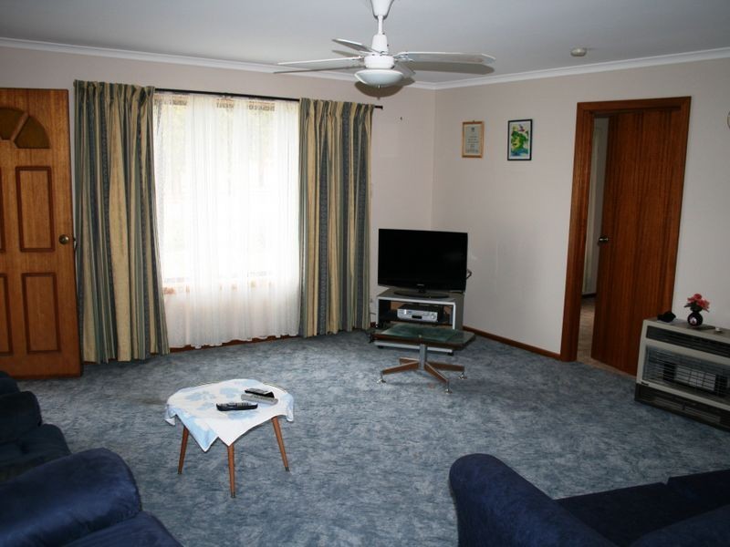 10 Cameron Street, Port Vincent SA 5581