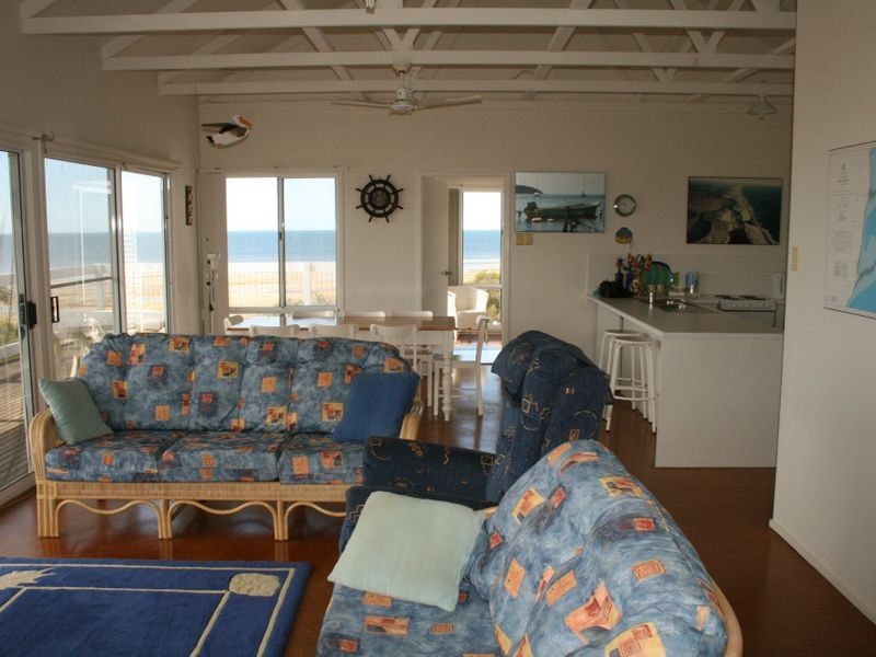 42 Esplanade, Port Vincent SA 5581