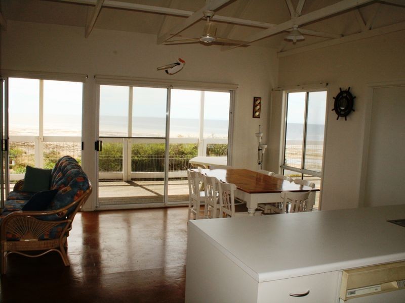 42 Esplanade, Port Vincent SA 5581