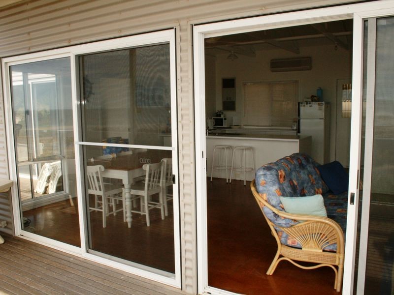 42 Esplanade, Port Vincent SA 5581