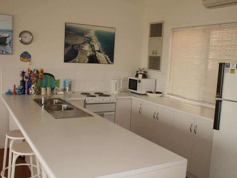 42 Esplanade, Port Vincent SA 5581