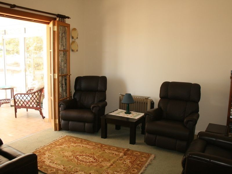 9 Minlacowie Road, Port Vincent SA 5581