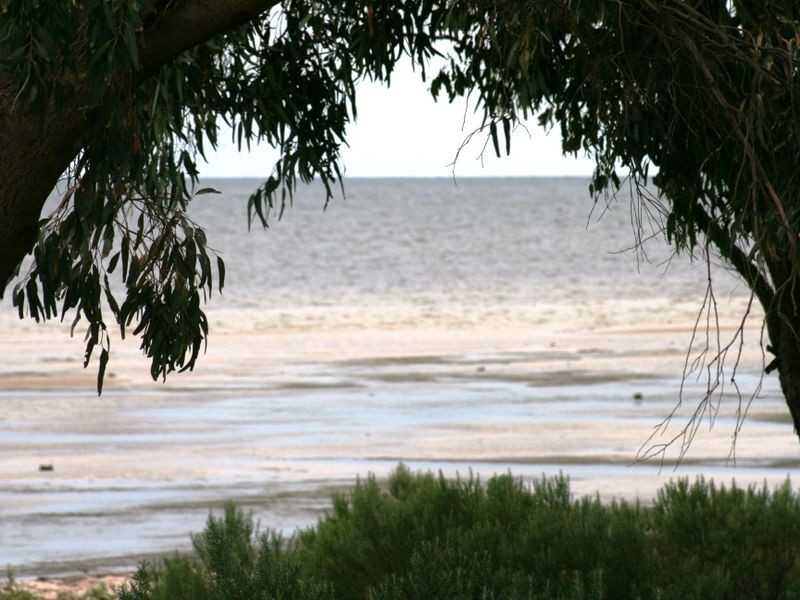 21 Minlacowie Road, Port Vincent SA 5581