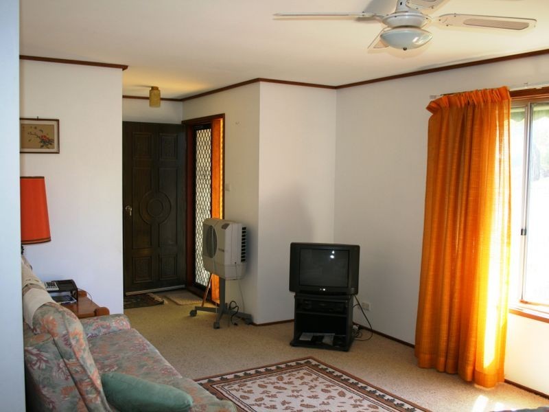 5 Hardy Street, Port Vincent SA 5581