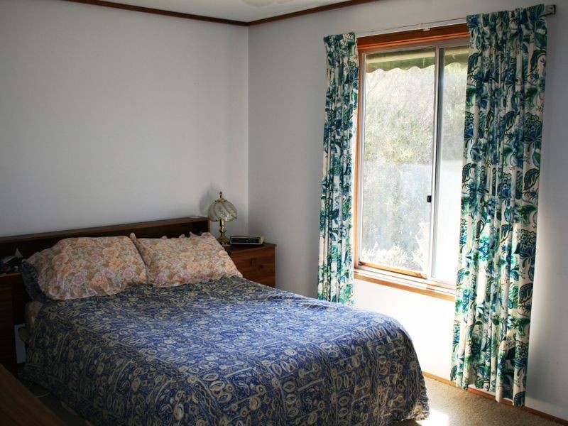 5 Hardy Street, Port Vincent SA 5581