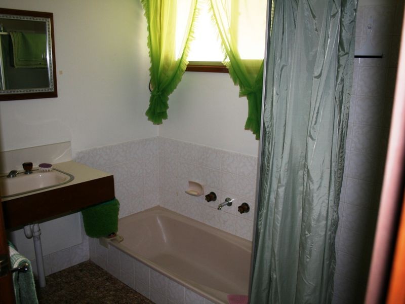 5 Hardy Street, Port Vincent SA 5581