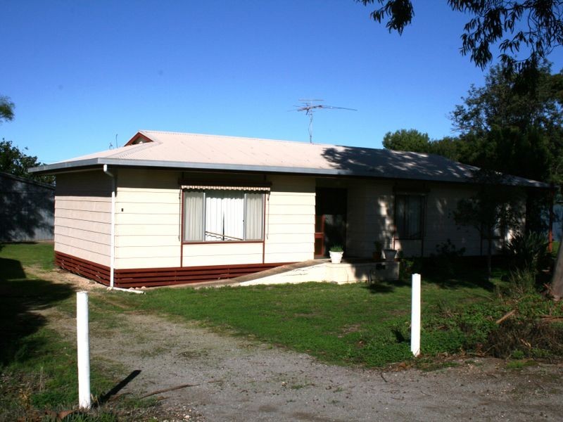 5 Hardy Street, Port Vincent SA 5581