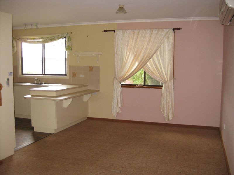 13 Wauraltee Road, Port Vincent SA 5581