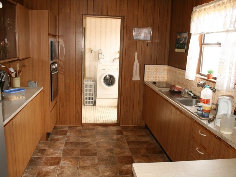 10 Chester Avenue, Port Vincent SA 5581